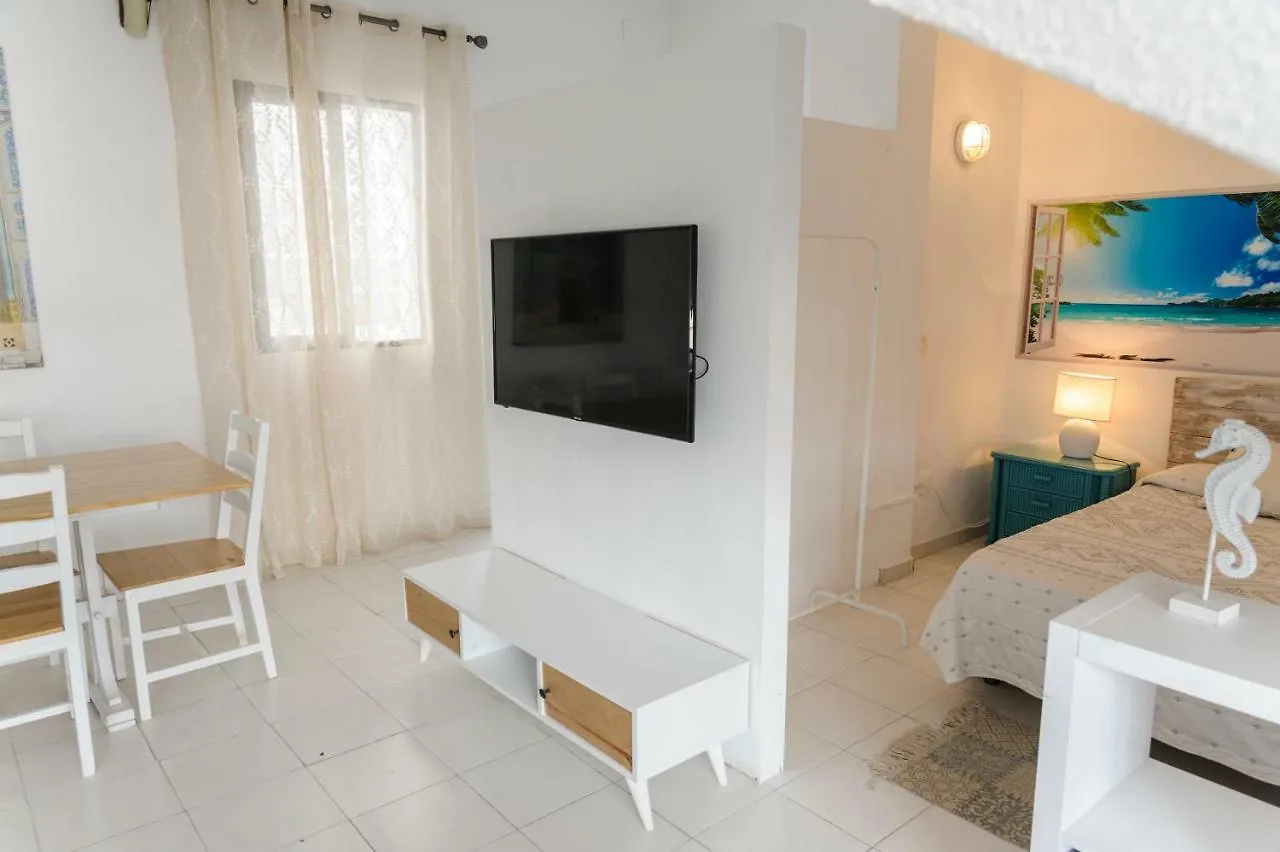 Apartamentos Cristamar Centro Y Playa Estepona